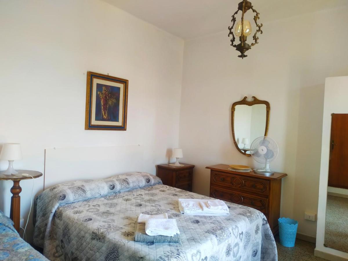 Ai Canarbin - colline di Lerici Esterno foto