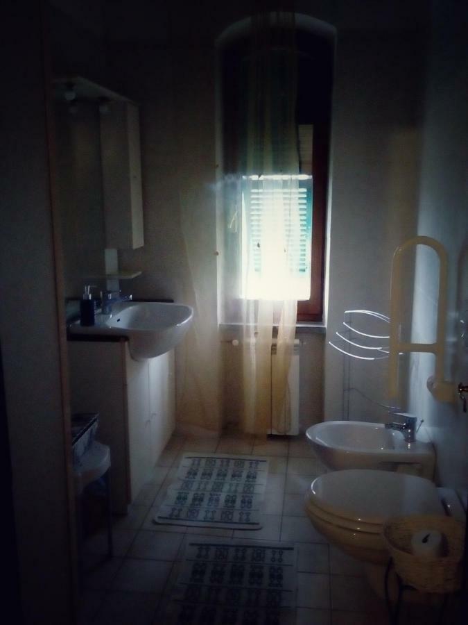 Ai Canarbin - colline di Lerici Esterno foto