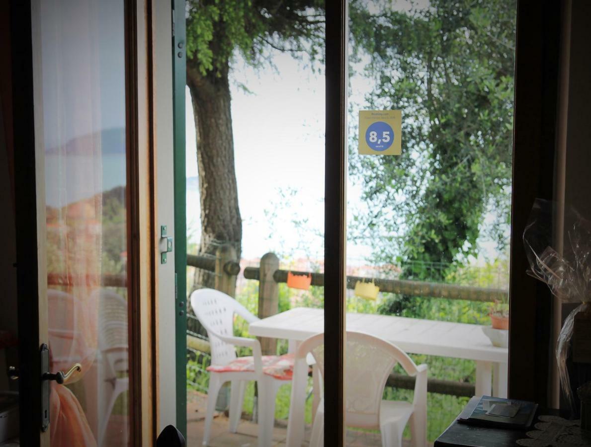 Ai Canarbin - colline di Lerici Esterno foto